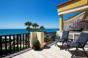 Stunning penthouse on the beach, Marbella